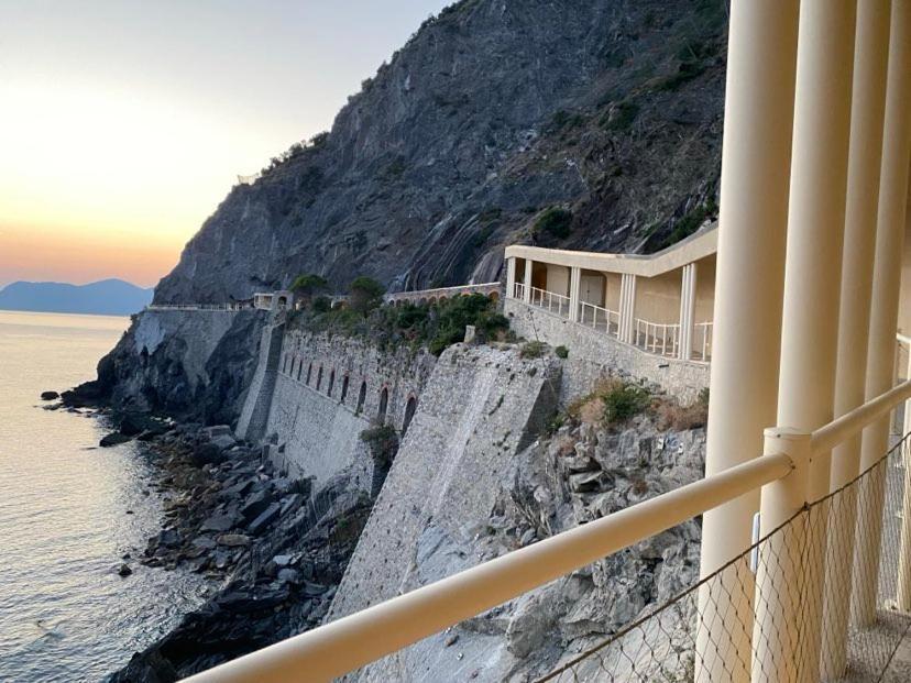 Ca Dei Poi - Loft Il Timone Διαμέρισμα Ριοματζόρε Εξωτερικό φωτογραφία